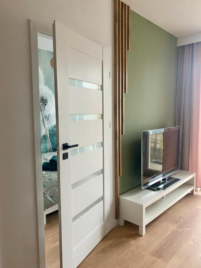Airport Green Apartment Kl21 - Air Condition & Free Parking Varsovia Exterior foto