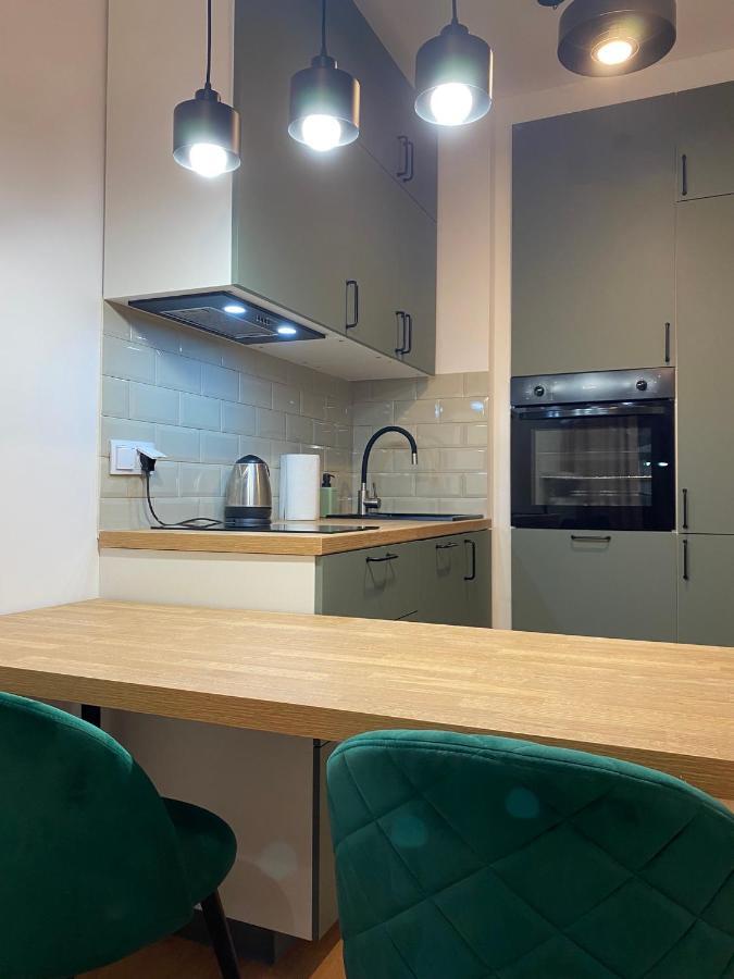 Airport Green Apartment Kl21 - Air Condition & Free Parking Varsovia Exterior foto